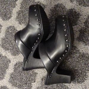 Dansko Rae Black Full Grain size 37 NWT